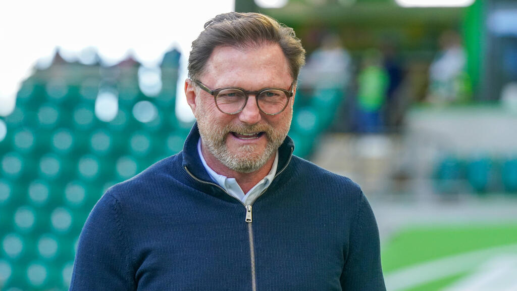 Bleibt zumindest bis zum Saisonende Trainer des VfL Wolfsburg: Ralph Hasenhüttl. Bleibt zumindest bis zum Saisonende Trainer des VfL Wolfsburg: Ralph Hasenhüttl.
