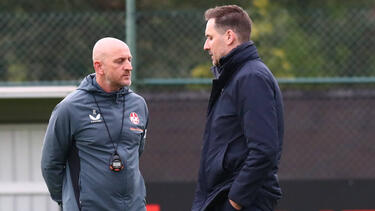 Cheftrainer Torsten Lieberknecht (l.) und Sportdirektor Marcel Klos vom 1. FC Kaiserslautern