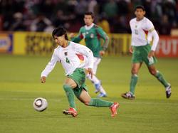 Marvin Bejarano (izq.) en un amistoso entre México y Bolivia (5-0) en el 2010. (Foto: Getty)