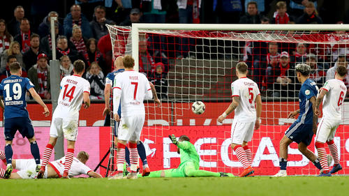 1. FC Köln verschenkt Sieg gegen den HSV