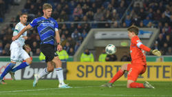 FC Schalke 04 zittert sich bei Arminia Bielefeld zum Sieg