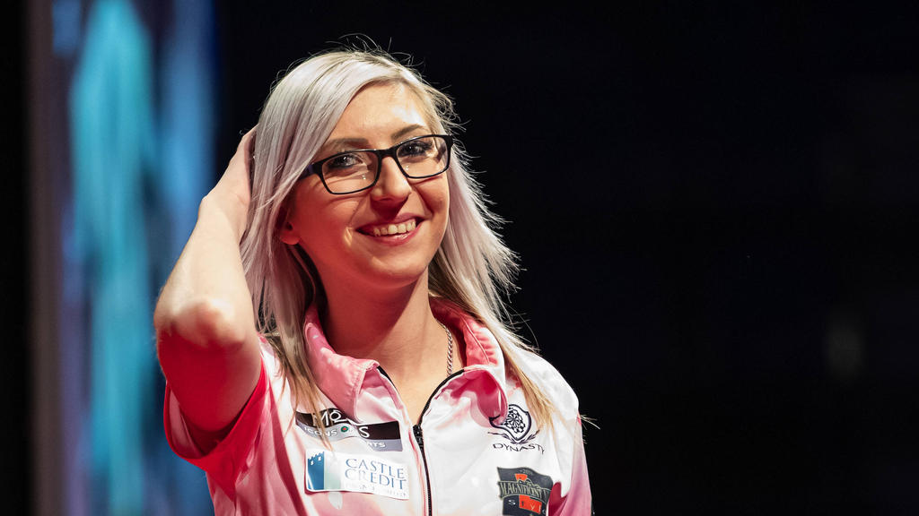 Ist seit ihren Erfolgen bei der Darts-WM sehr gefragt: Fallon Sherrock Ist seit ihren Erfolgen bei der Darts-WM sehr gefragt: Fallon Sherrock