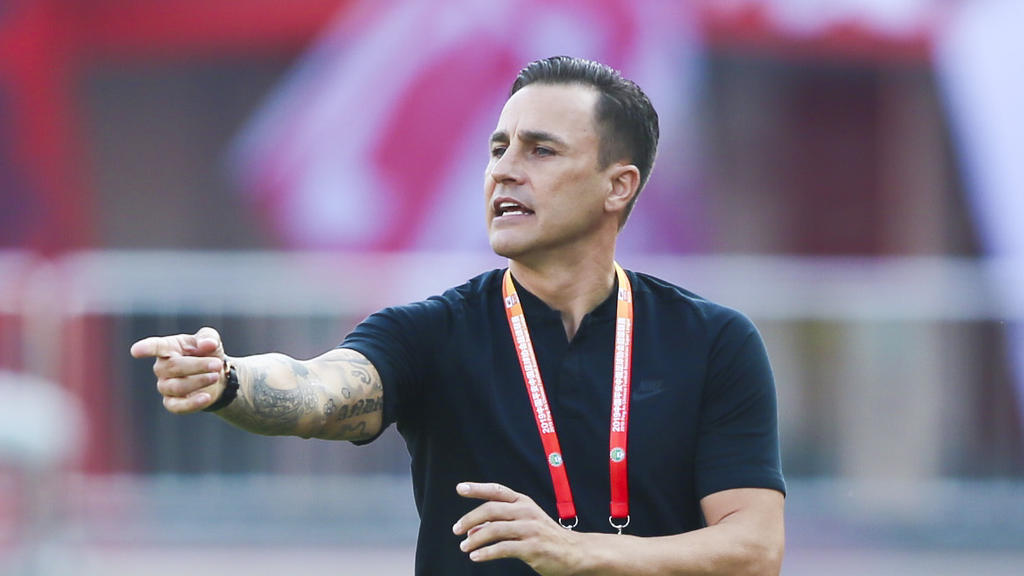 Cannavaro returns to coaching at Serie B side Benevento