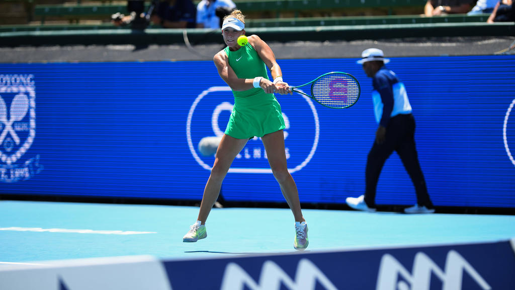 Drei-16-J-hrige-mischen-Australian-Open-auf