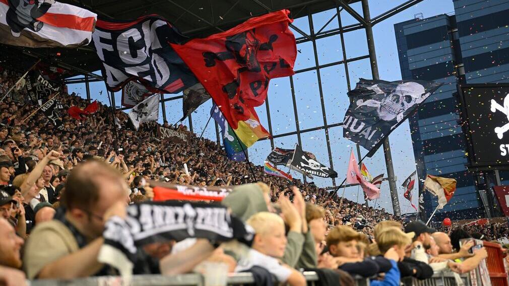 St. Pauli will mit einem Genossenschaftsmodell für die Fans Schulden tilgen