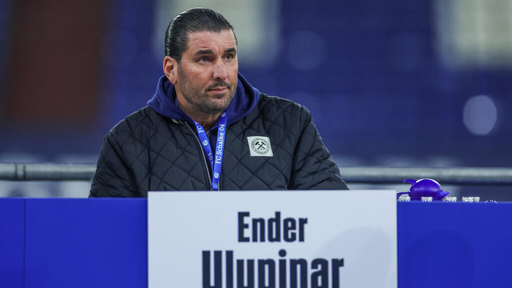 Ender Ulupinar stellte sich öffentlich gegen S04-Aufsichtsratsboss Axel Hefer Ender Ulupinar stellte sich öffentlich gegen S04-Aufsichtsratsboss Axel Hefer