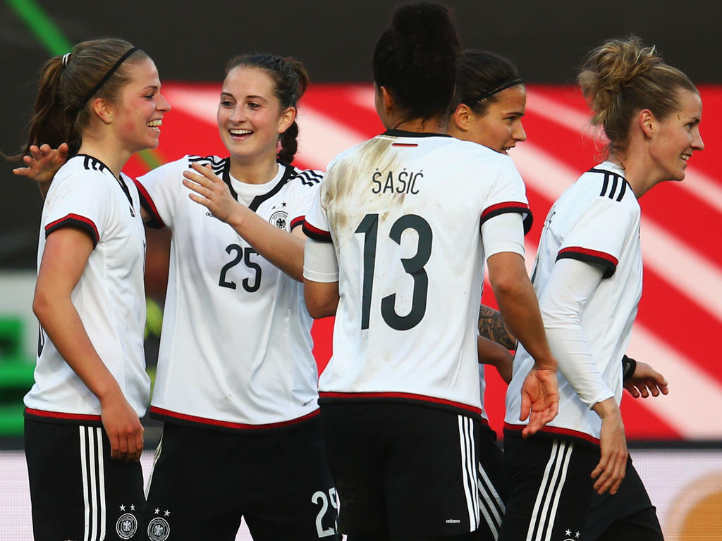 Las chicas de Alemania en un amistoso ante Brasil. (Foto: Getty)