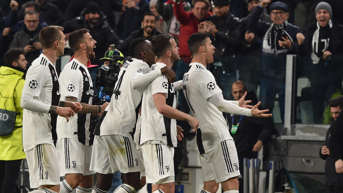 Cristiano Ronaldo schießt Juventus im Alleingang weiter Cristiano Ronaldo schießt Juventus im Alleingang weiter