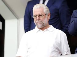 Commissaris Pim Blokland kijkt toe tijdens de wedstrijd PSV - Feyenoord. (19-09-2016)