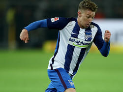 Mitchell Weiser von Hertha BSC steht nach dem BVB-Spiel in der Kritik