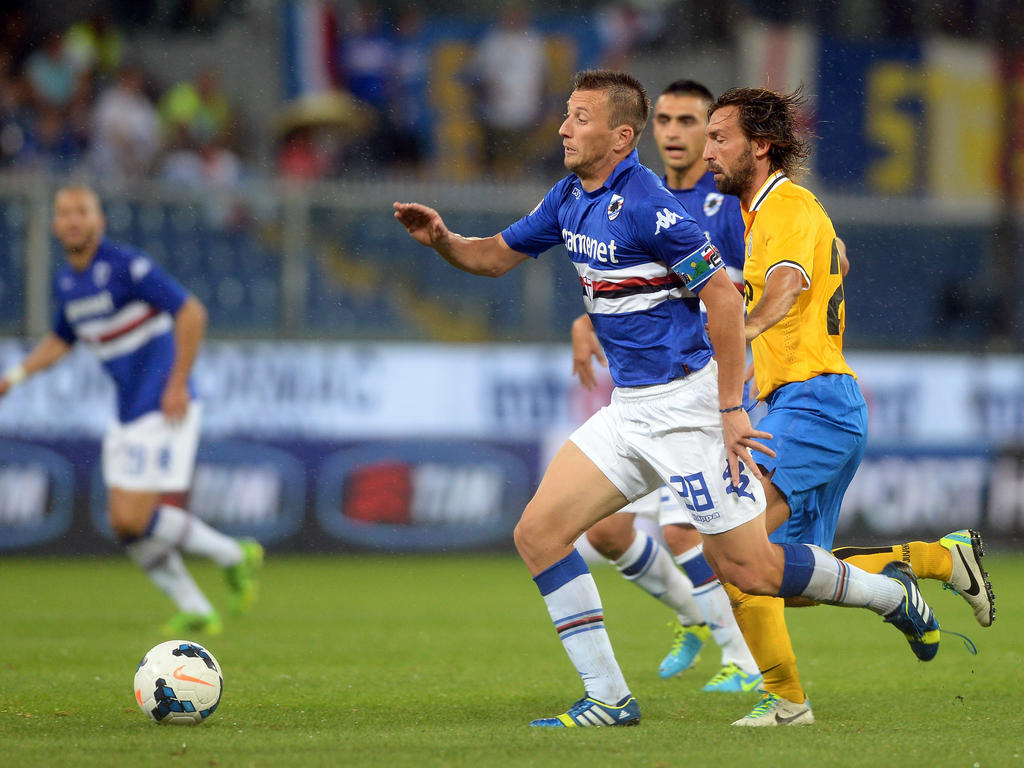 Sampdorias Verteidiger Daniele Gastaldello (l.) hadert mit dem Saisonstart