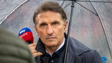 Trainer Bruno Labbadia steht einem Medienbericht zufolge vor dem Aus als Trainer des VfB Stuttgart