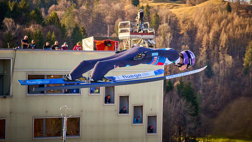 Skispringer Philipp Raimund landet auf dem Treppchen