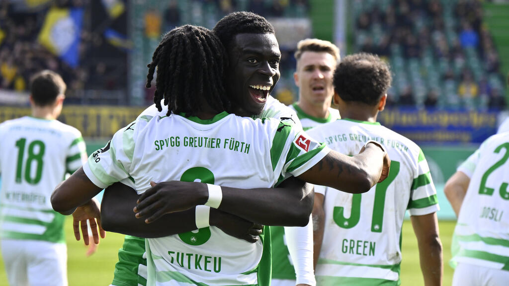 Die SpVgg Greuther Fürth hat sich im Abstiegskampf der 2. Bundesliga drei Big Points gesichert Die SpVgg Greuther Fürth hat sich im Abstiegskampf der 2. Bundesliga drei Big Points gesichert