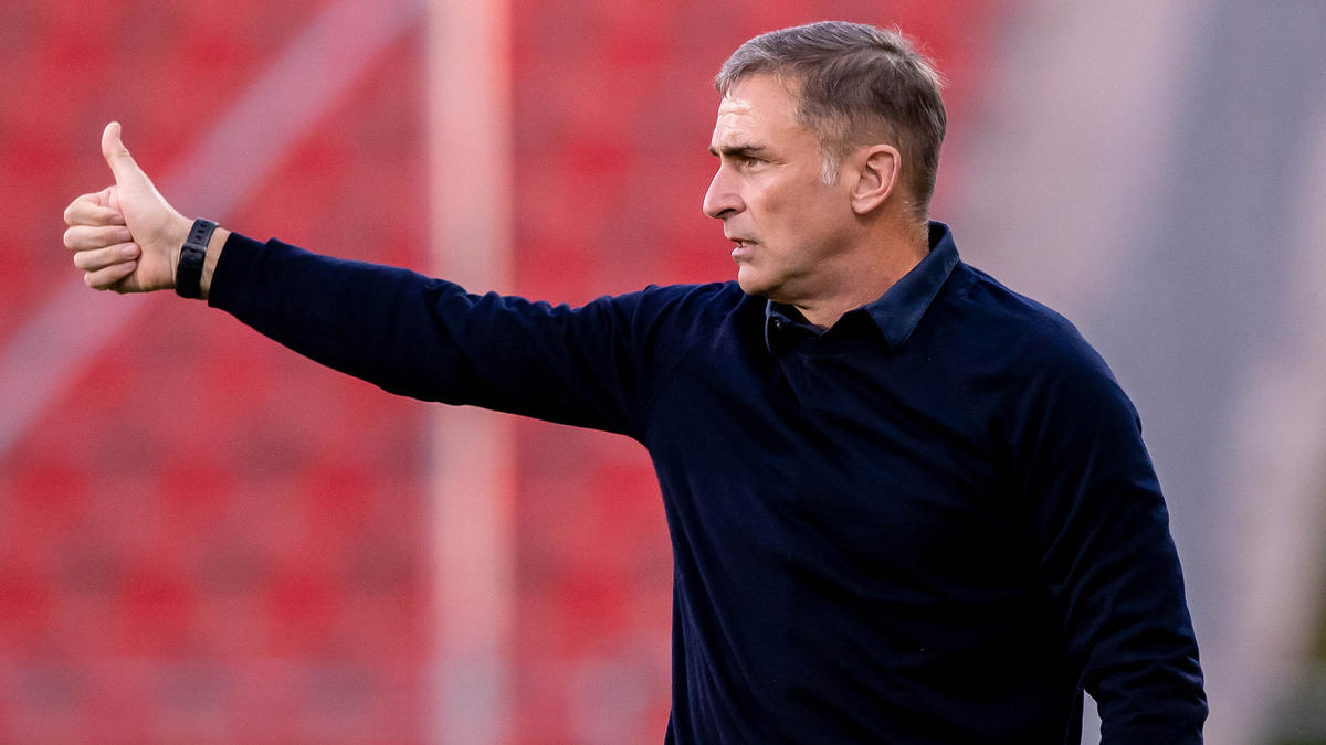 Stefan Kuntz und die U21 stehen vor einer echten Standortbestimmung Stefan Kuntz und die U21 stehen vor einer echten Standortbestimmung