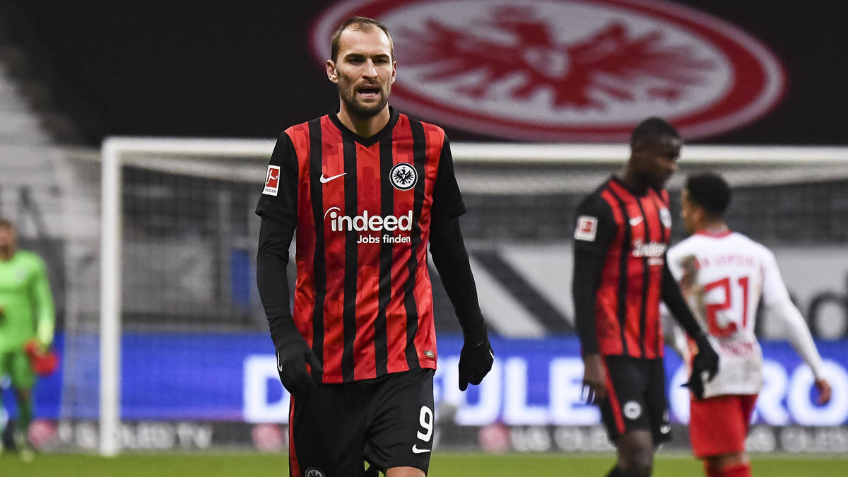 Bas Dost verlässt Eintracht Frankfurt Bas Dost verlässt Eintracht Frankfurt
