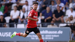 Ayman Aourir bleibt Bayer Leverkusen treu