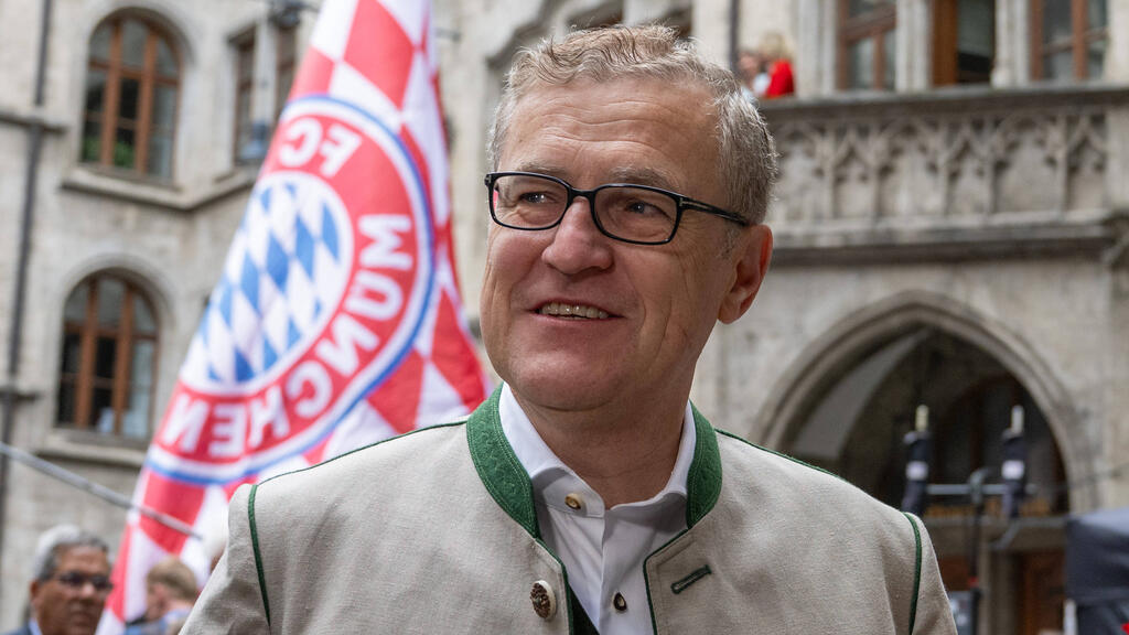 Jan-Christian Dreesen blickt zuversichtlich auf die Klub-WM Jan-Christian Dreesen blickt zuversichtlich auf die Klub-WM