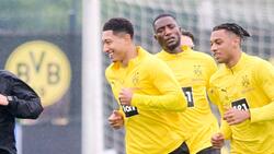 Jobe Bellingham (m) geht nach nur wenigen Trainingseinheiten beim BVB schon voran