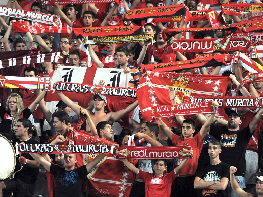 El Real Murcia es segundo de su grupo, detrás del otro equipo murciano, el UCAM. (Foto: Imago)