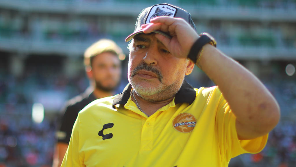 Kniegeplagt: Diego Maradona