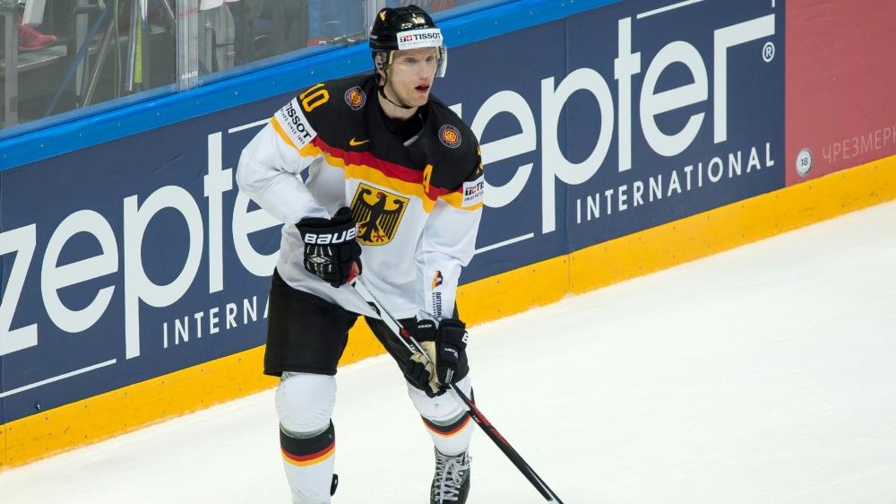 Der Job als Nationaltrainer käme für Ehrhoff zu früh Der Job als Nationaltrainer käme für Ehrhoff zu früh