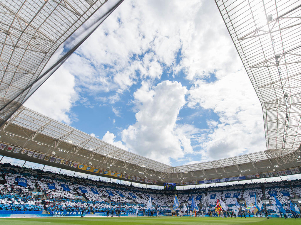Die TSG Hoffenheim freut sich über eine schöne Kulisse gegen Liverpool