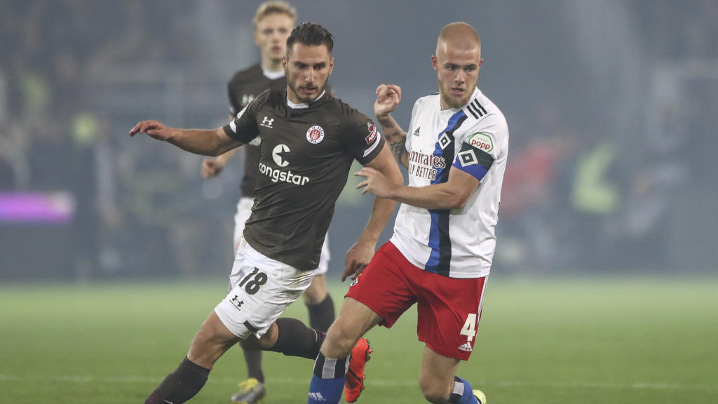 Diamantakos (l.) und van Drongelen (r.) erzielten für den FC St. Pauli die Tore gegen den HSV
