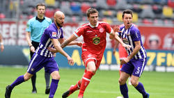 Düsseldorf gewinnt und bleibt in Liga 2