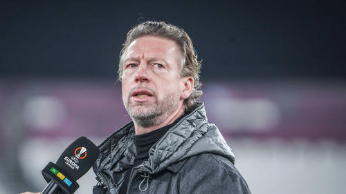 Steffen Freund blickt kritisch auf den FC Bayern