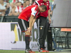 Wesley Verhoek moet de oefenwedstrijd Feyenoord - Real Sociedad staken wegens een blessure. (23-7-2014)
