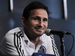 Frank Lampard staat de media in Amerika te woord, nadat zijn overgang naar New York City FC officieel is geworden. (07-07-2015)