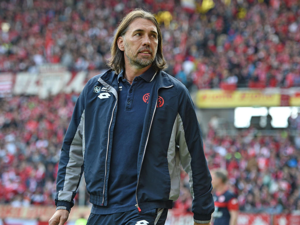 Schmidt trainiert akribisch mit seinem Team Schmidt trainiert akribisch mit seinem Team