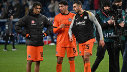 Jean-Matteo Bahoya (l.) und Fares Chaibi könnten Eintracht Frankfurt verlassen