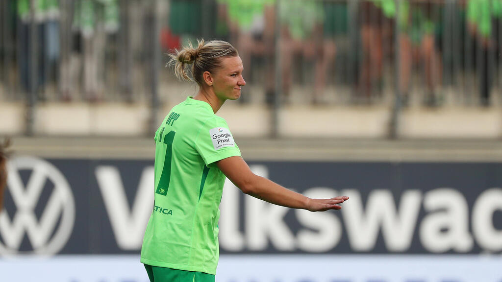 Alexandra Popp und der VfL Wolfsburg hatten beim Spiel gegen Werder Bremen auch Glück Alexandra Popp und der VfL Wolfsburg hatten beim Spiel gegen Werder Bremen auch Glück