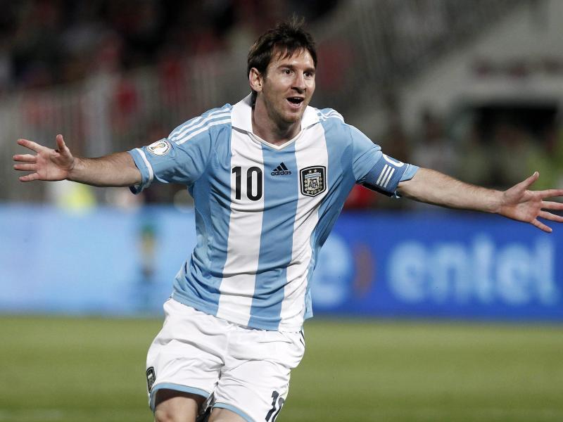 Fussball Welt Sucht Besten Torjager Messi Der Favorit