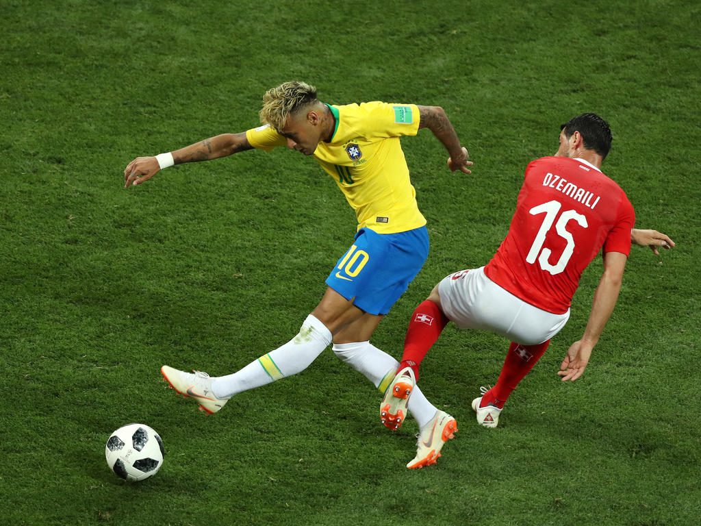 Neymar wurde von den Schweizern hart angegangen
