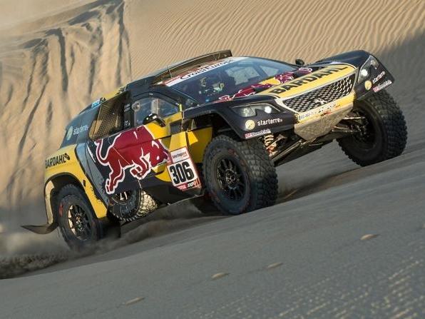 Sebastien Loeb fährt einen alten Peugeot-Buggy von 2017 Sebastien Loeb fährt einen alten Peugeot-Buggy von 2017
