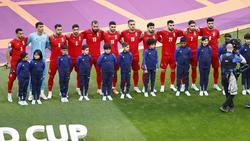 Die iranischen Spieler sangen die Nationalhymne mit