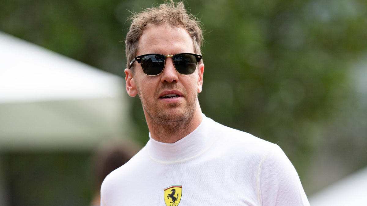 Nutzt die Formel-1-Pause zum Basteln am Motorrad: Ferrari-Pilot Sebastian Vettel Nutzt die Formel-1-Pause zum Basteln am Motorrad: Ferrari-Pilot Sebastian Vettel