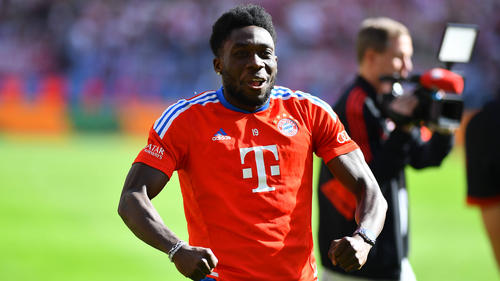 Alphonso Davies trägt seit 2019 das Trikot des FC Bayern