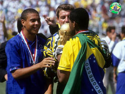 "Geboren" bei São Cristóvão zwischen 1991 und 1993, kurz danach schon Weltmeister: Ronaldo (l.)