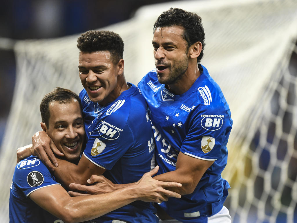 Los jugadores del Cruzeiro celebran el gol de Rodriguinho. (Foto: Getty)