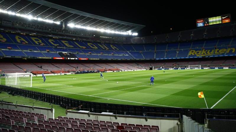 Die Polizei hat Büroräume im Stadion Camp Nou des FC Barcelona durchsucht