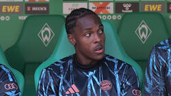Mathys Tel sitzt beim FC Bayern aktuell vorrangig auf der Bank