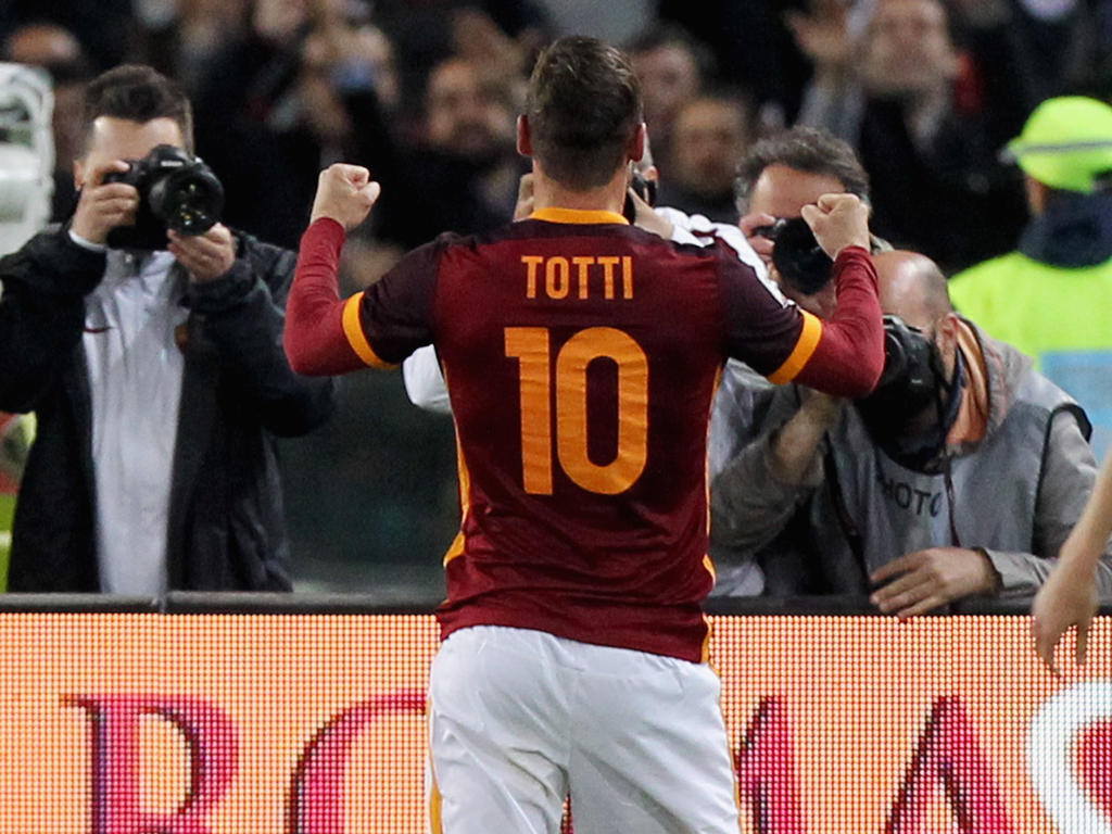 Totti macht gegen Inter Mailand sein 605. Ligaspiel für die Roma