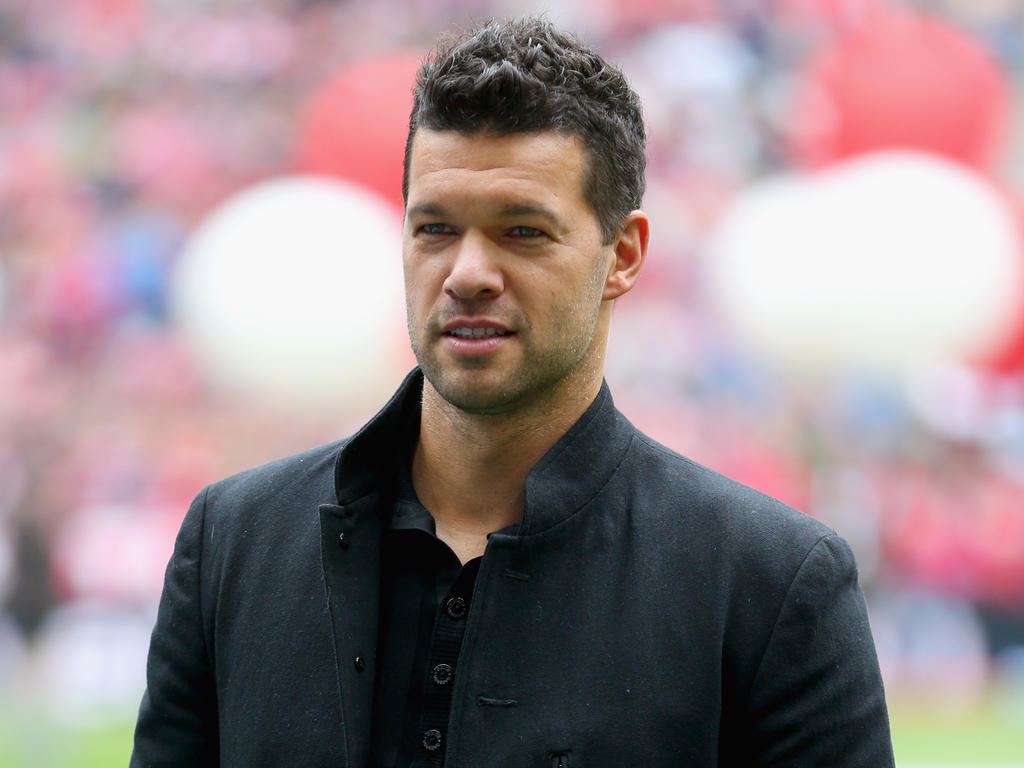 Champions League News Ballack War Sich Mit Barca Einig