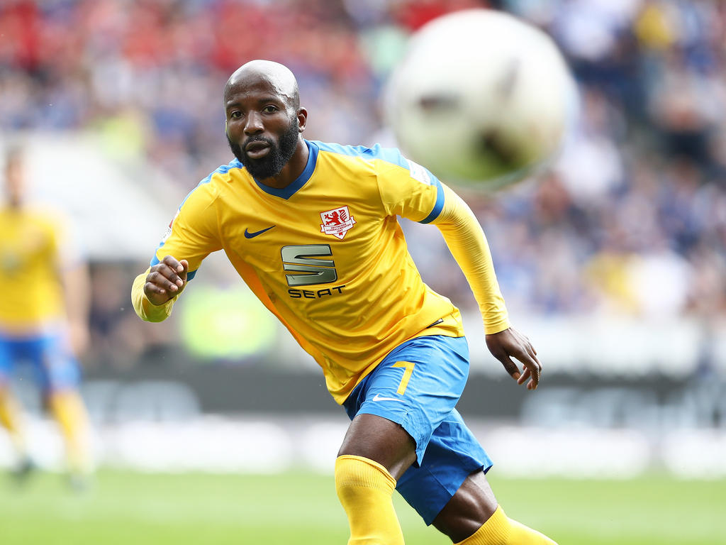 Domi Kumbela fehlt der Eintracht im Relegations-Rückspiel