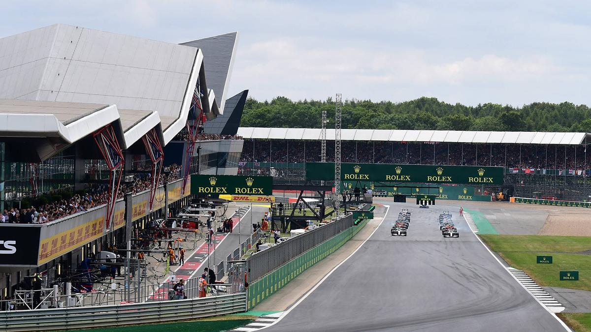 Die neuen Reiserichtlinien könnten ein Silverstone-Rennen unmöglich machen Die neuen Reiserichtlinien könnten ein Silverstone-Rennen unmöglich machen