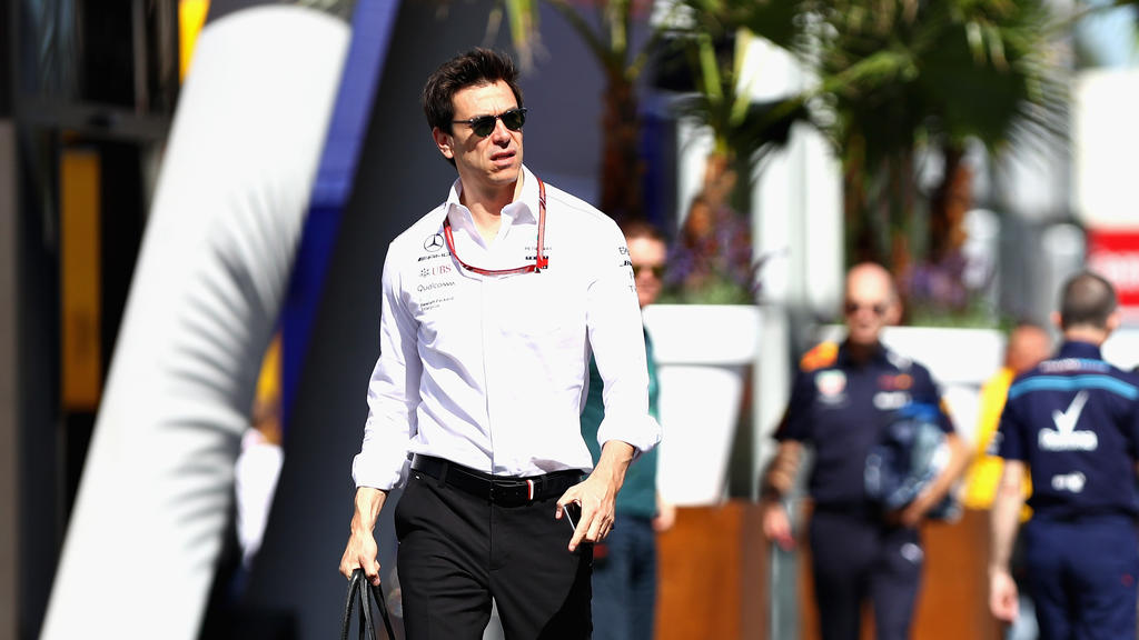 Mercedes und Wolff bauen Führung um Mercedes und Wolff bauen Führung um